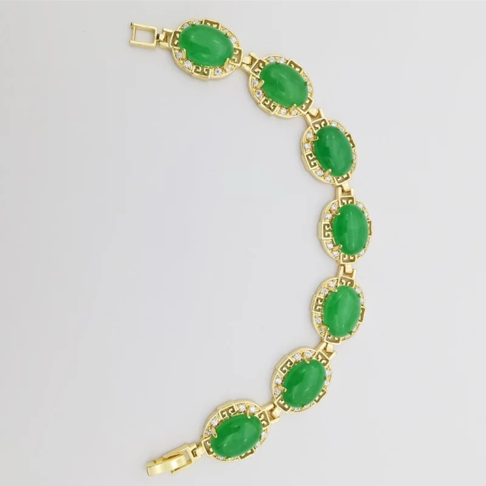 Green jade Bracelet 7inch